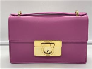 Salvatore Ferragamo Ferragamo Pink Leather Aileen Shoulder Bag